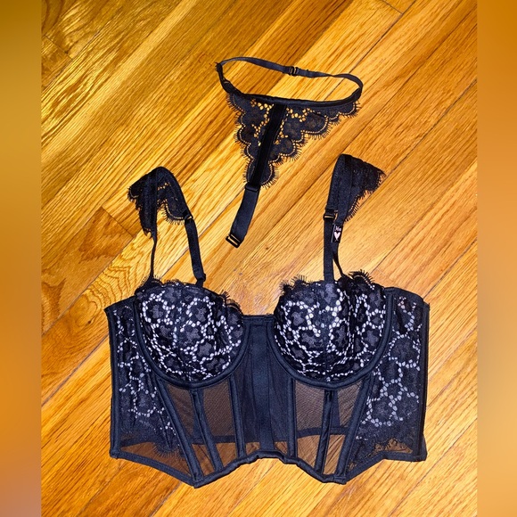 Victoria's Secret Very Sexy Longline Halter Lace Corset Top (NWT) - Picture 12 of 16